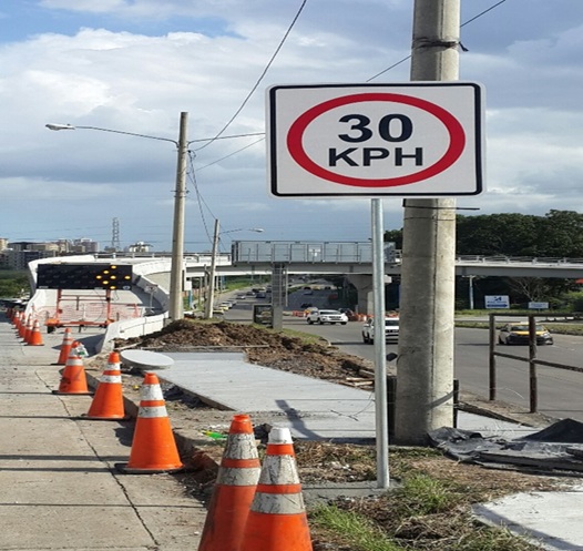 ALTA PLAZA MALL - imagen 1