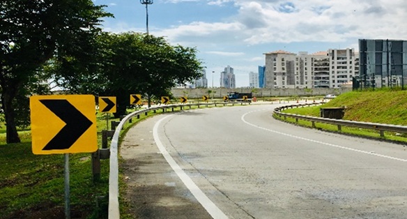 MAXIPISTAS DE PANAMA S.A SEÑALIZACIÓN DE TODOS LOS ENTRONQUES DEL CORREDOR SUR - imagen 15