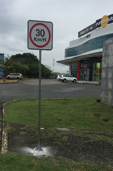 ZONA LIBRE DE COLON SEÑALIZACIÓN - imagen 1